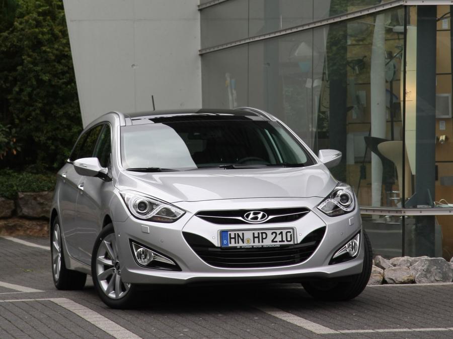 Hyundai i40 Wagon 2011 года  (фото 6 из 30)